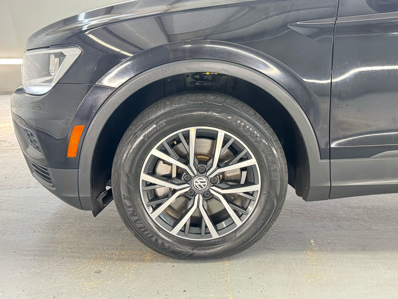 Volkswagen Tiguan S 2021 Volkswagen Tiguan S 2021