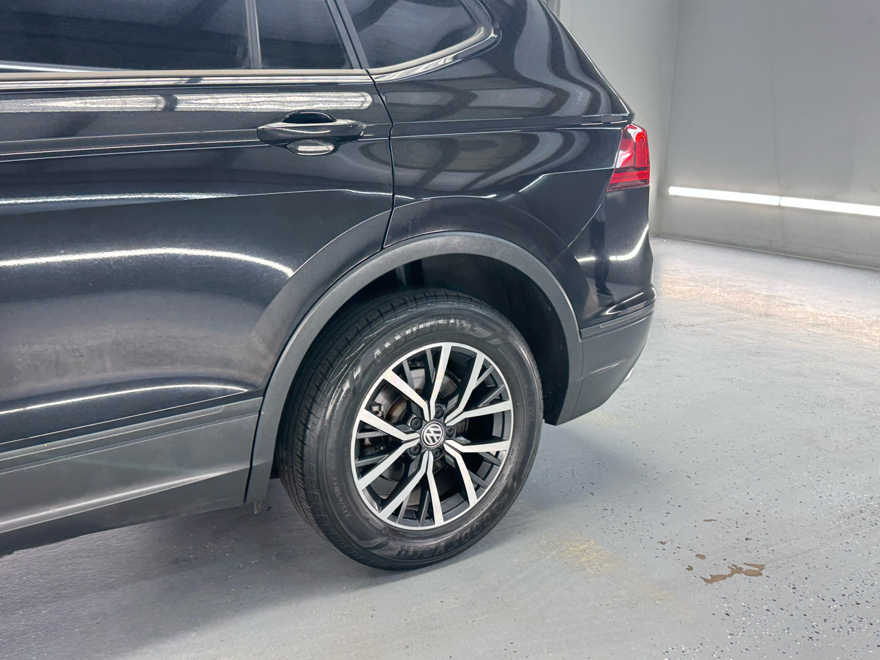 Volkswagen Tiguan S 2021 Volkswagen Tiguan S 2021