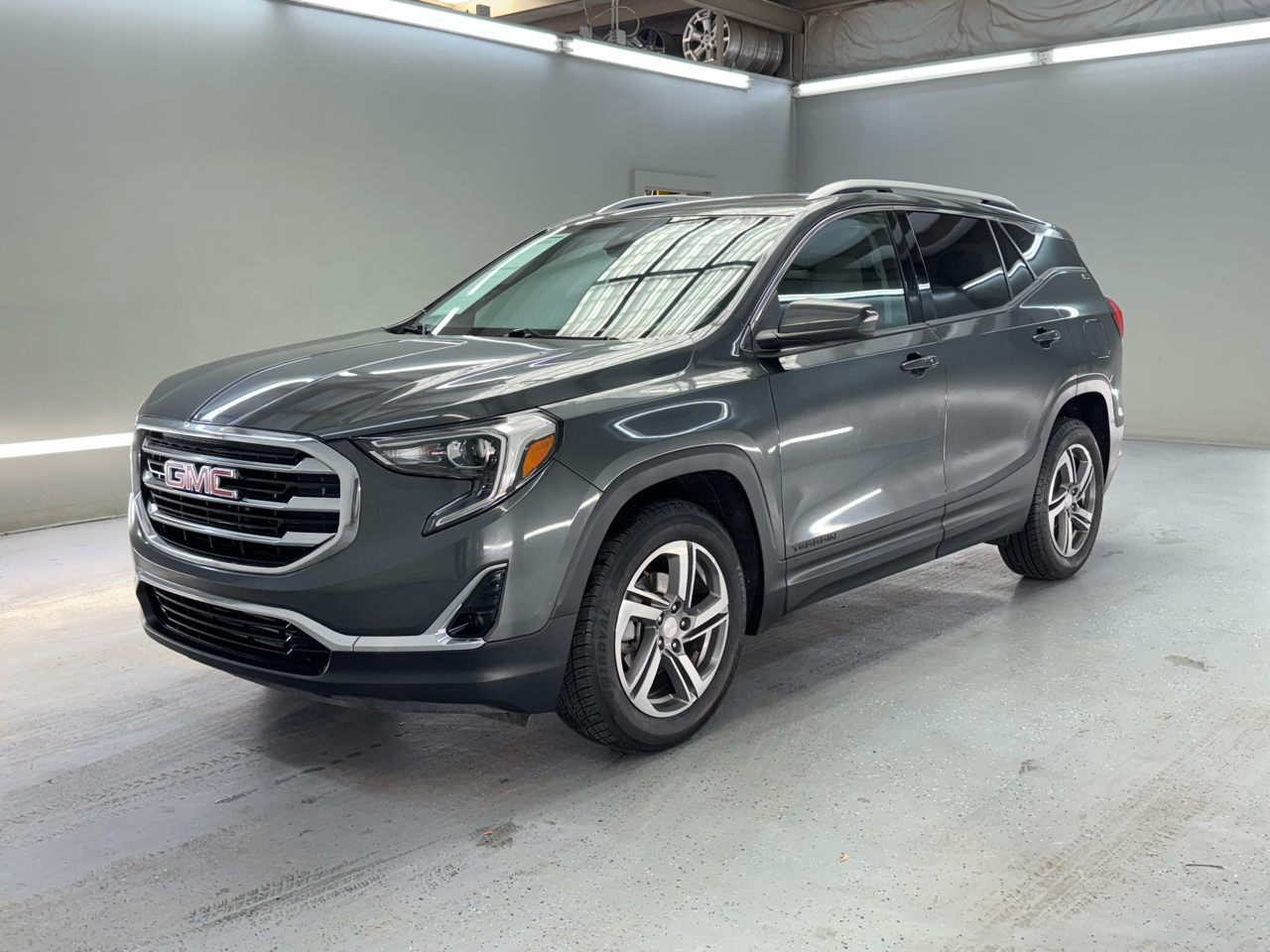 2020 Gmc Terrain SLT photo 2