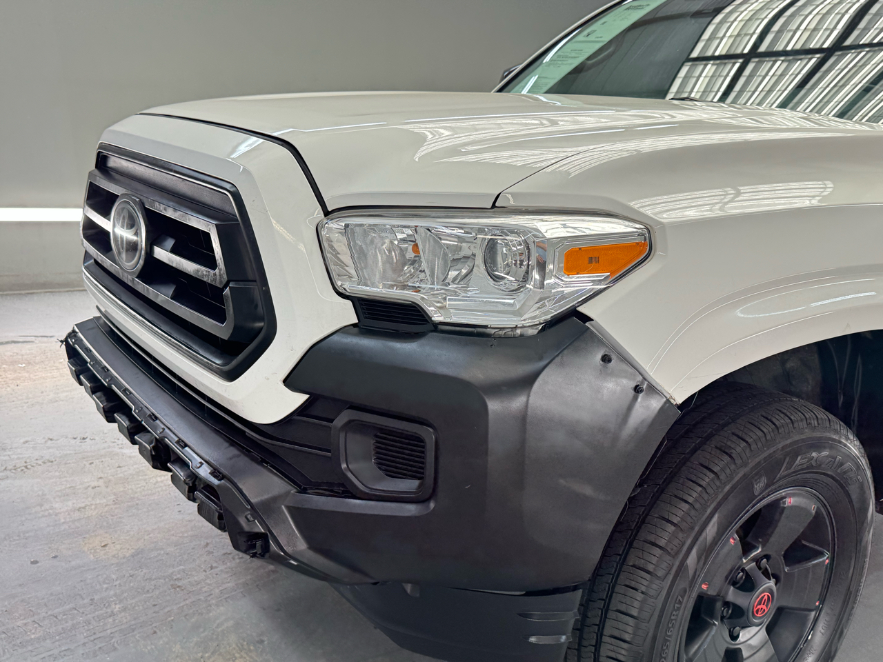 2021 Toyota Tacoma SR5 Access Cab photo 4
