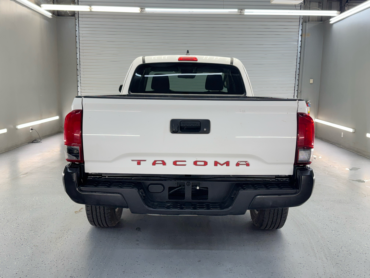 2021 Toyota Tacoma SR5 Access Cab photo 8