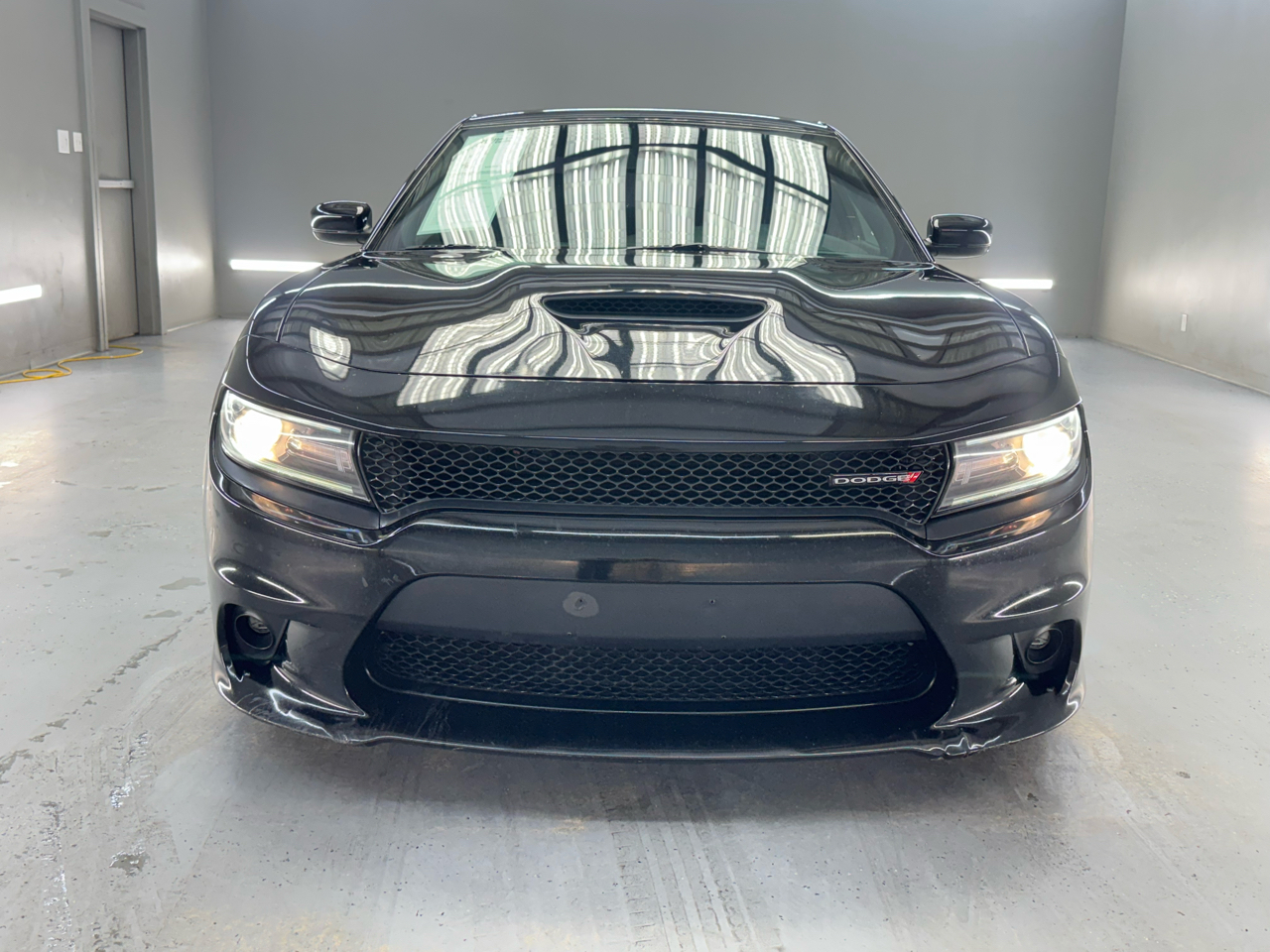 2019 Dodge Charger R/T photo 2