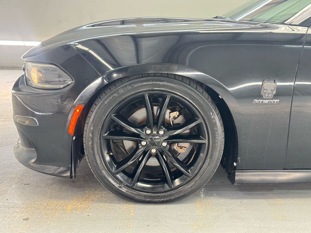 2019 Dodge Charger R/T photo 4