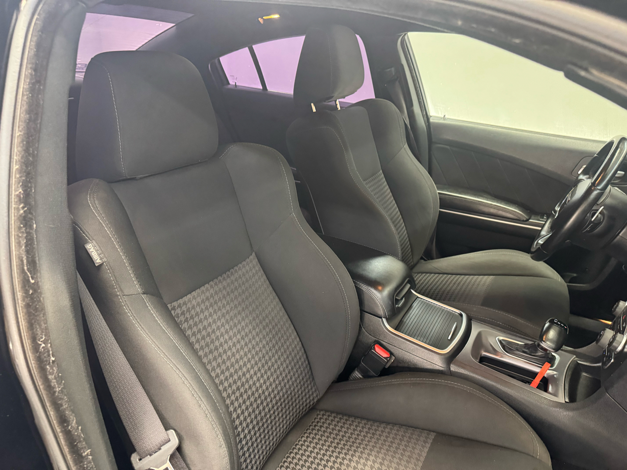 2019 Dodge Charger R/T photo 13