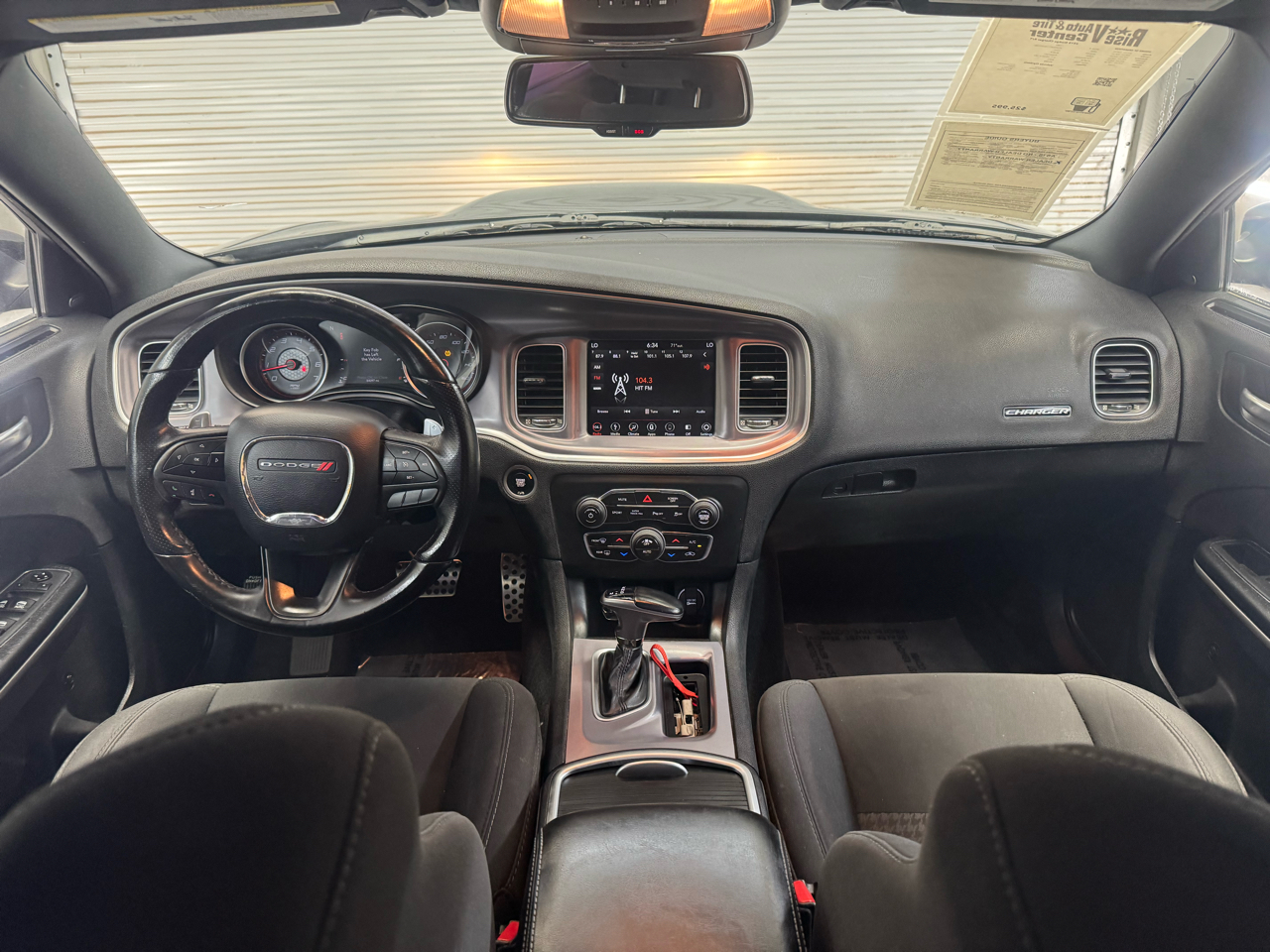 2019 Dodge Charger R/T photo 17