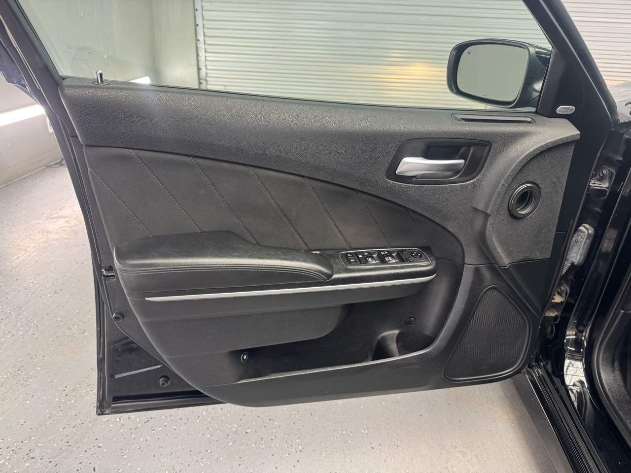 2019 Dodge Charger R/T photo 19