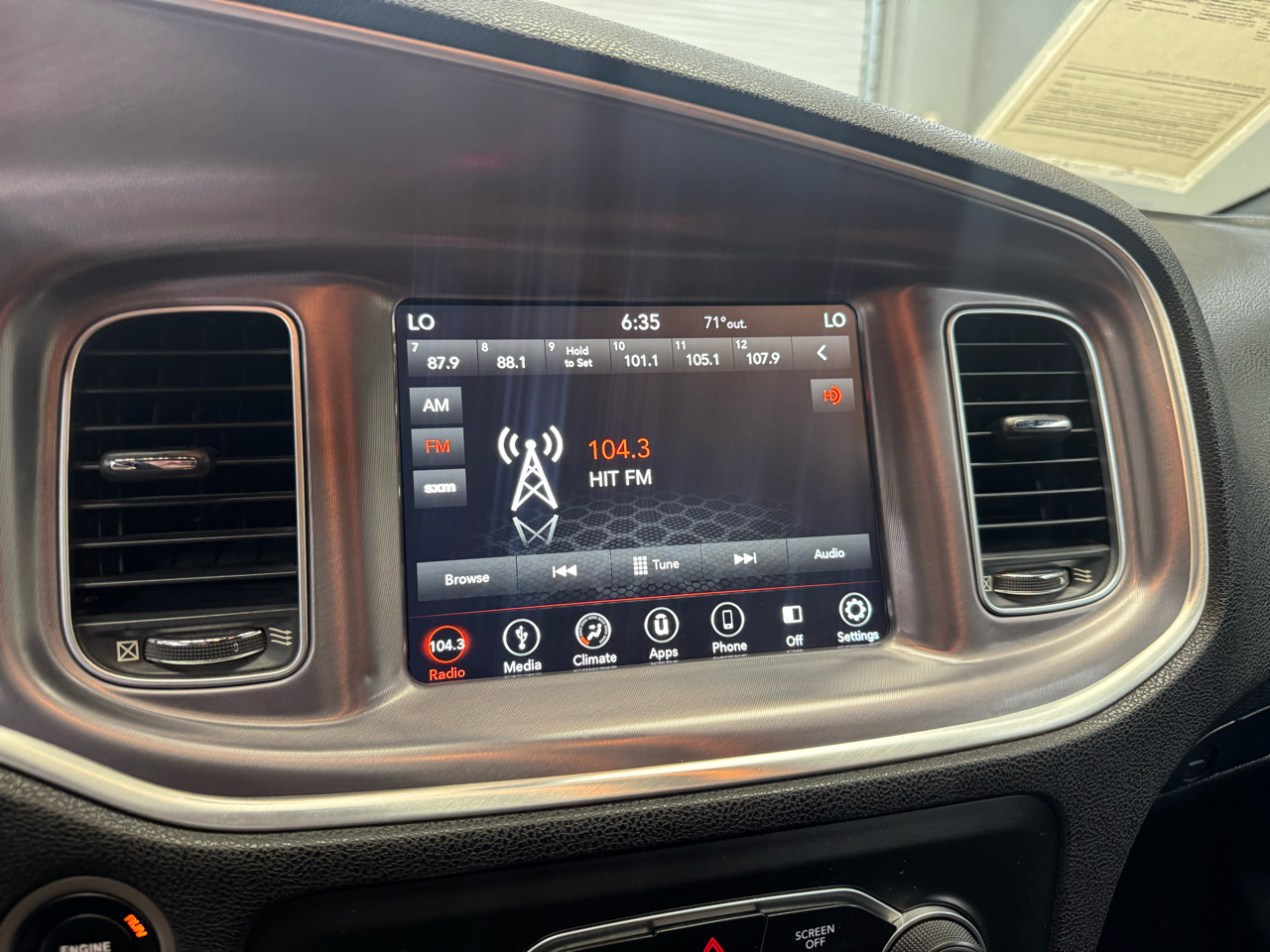 2019 Dodge Charger R/T photo 25