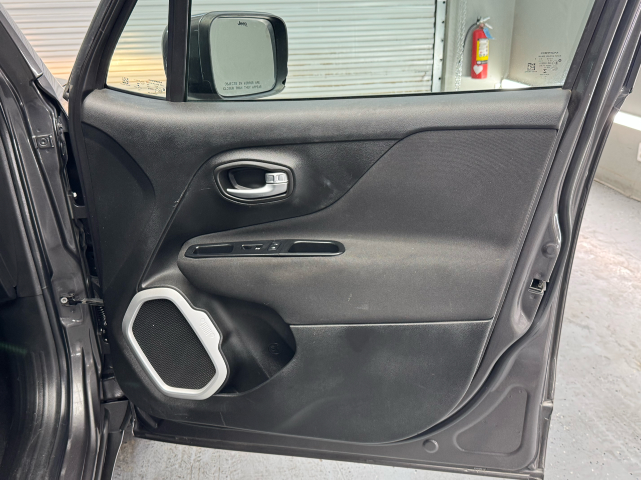 2018 Jeep Renegade Latitude North Edition photo 7