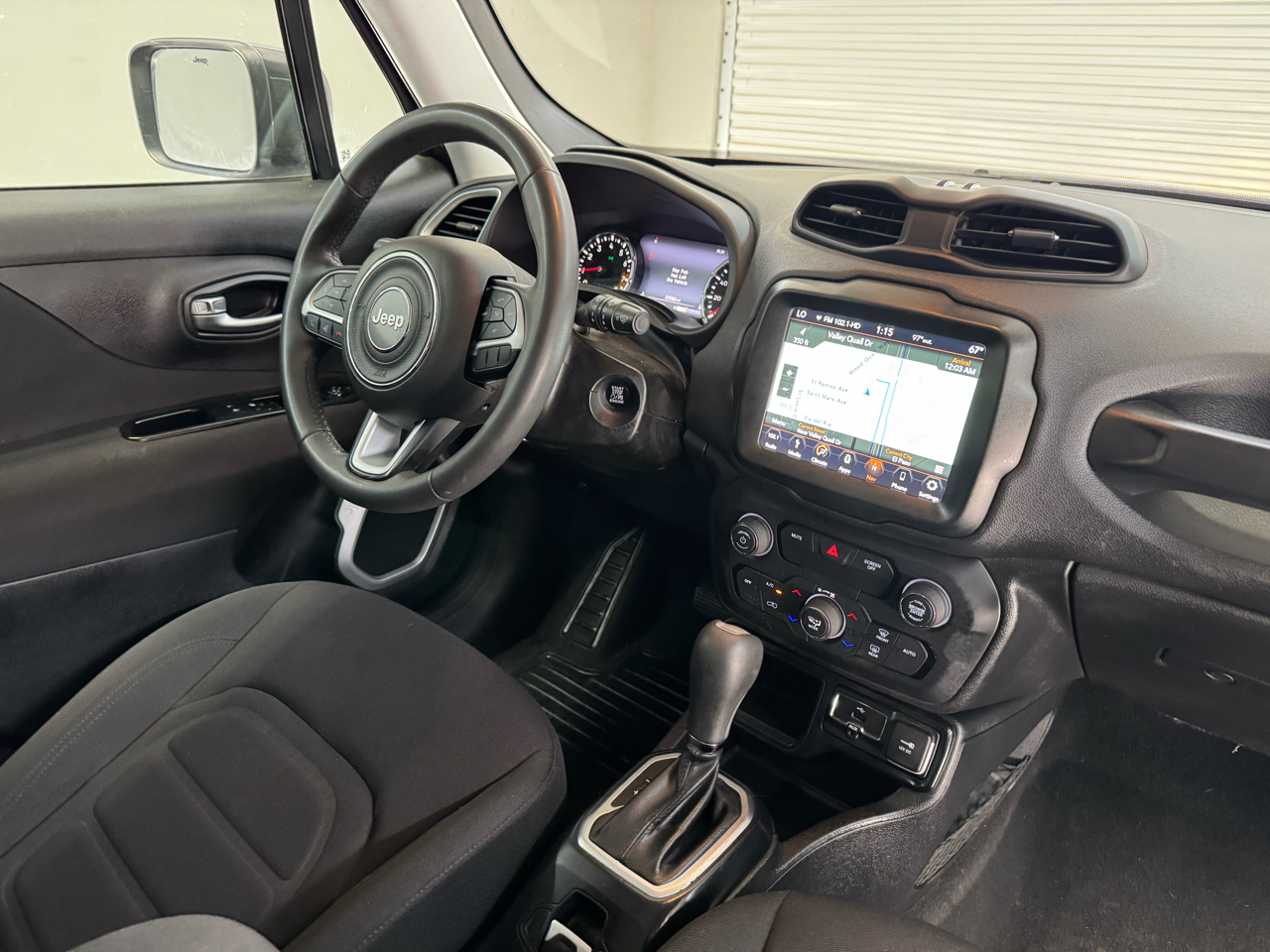 2018 Jeep Renegade Latitude North Edition photo 10