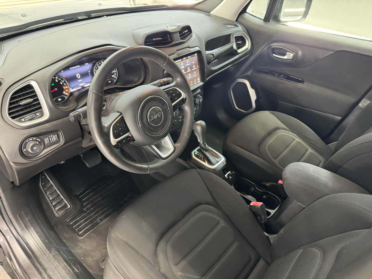 2018 Jeep Renegade Latitude North Edition photo 20