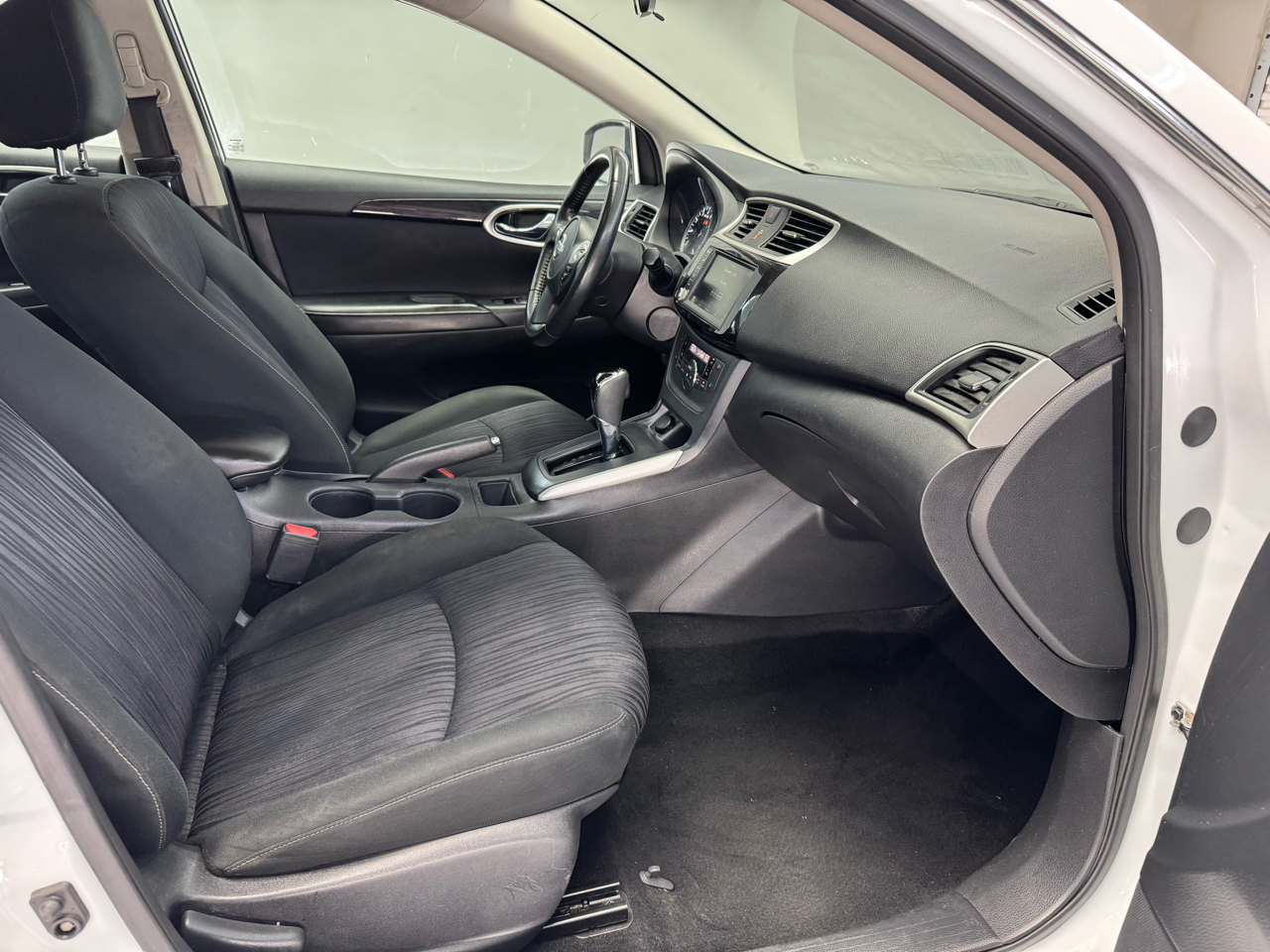 Nissan Sentra SV CVT 2019 Nissan Sentra SV CVT 2019