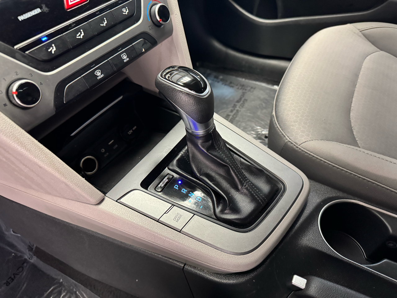 Hyundai Elantra Limited 2018 Hyundai Elantra Limited 2018