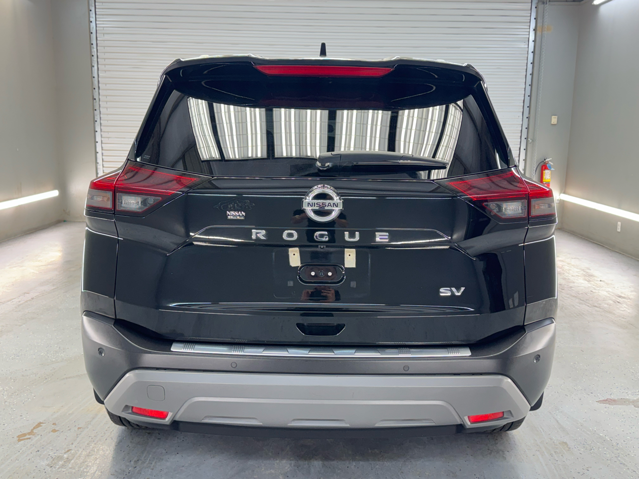 2021 Nissan Rogue SV photo 8