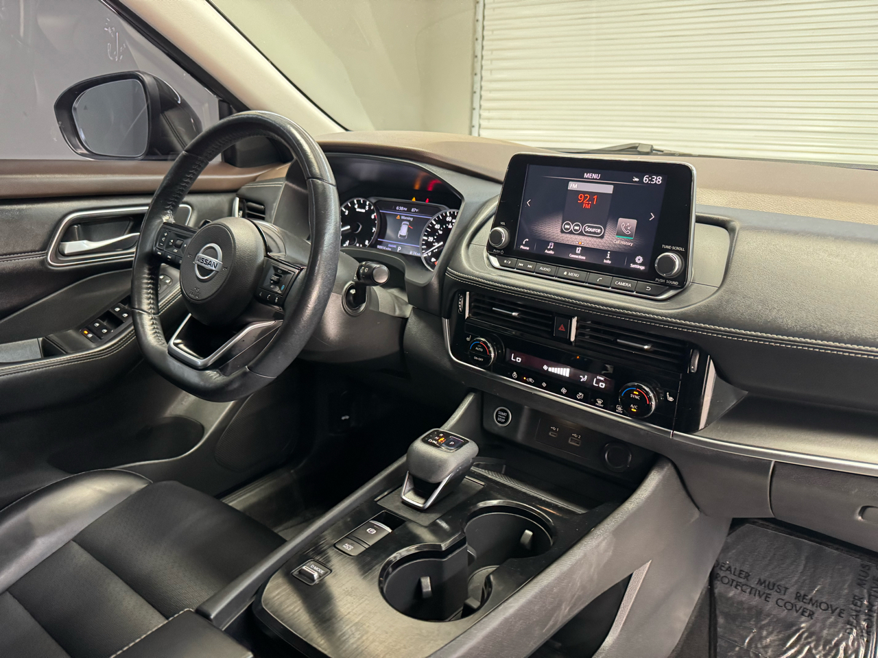 2021 Nissan Rogue SV photo 14