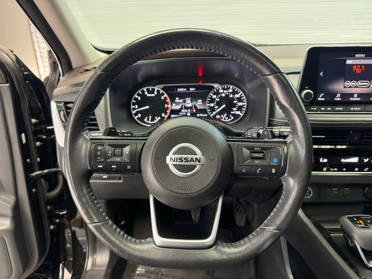 2021 Nissan Rogue SV photo 27