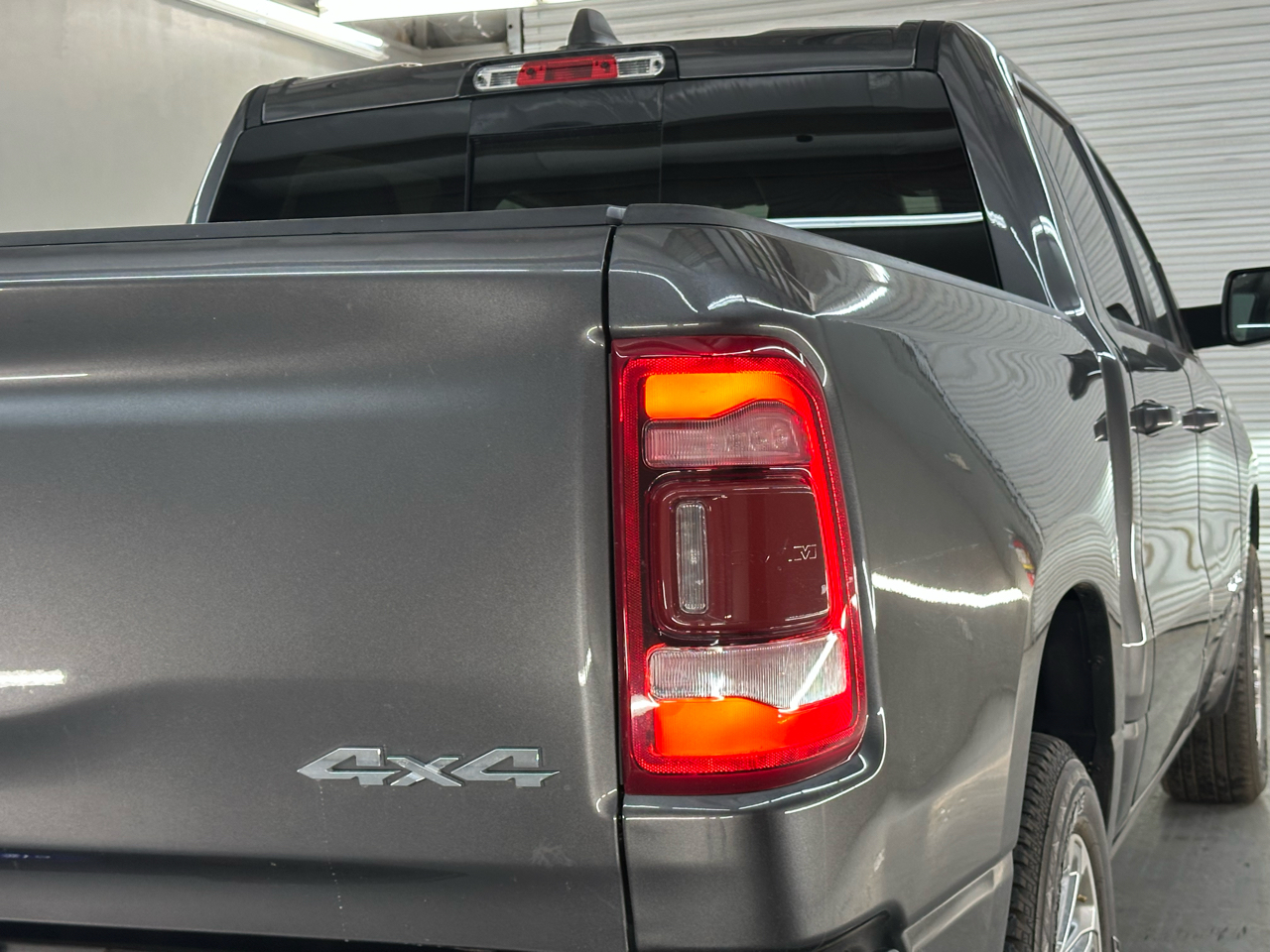 RAM 1500 Laramie Crew Cab SWB 4WD 2024