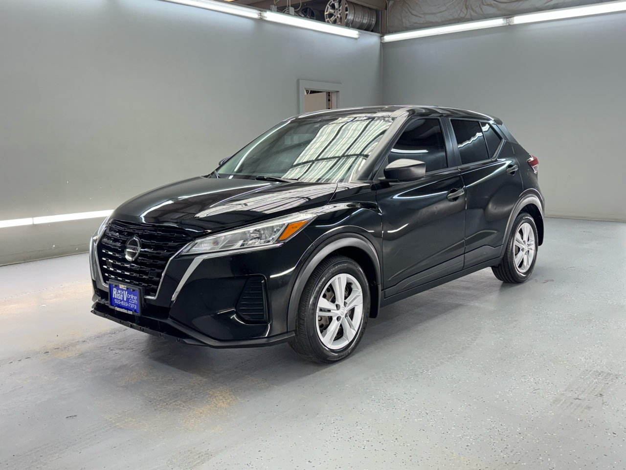 2021 Nissan Kicks S photo 3