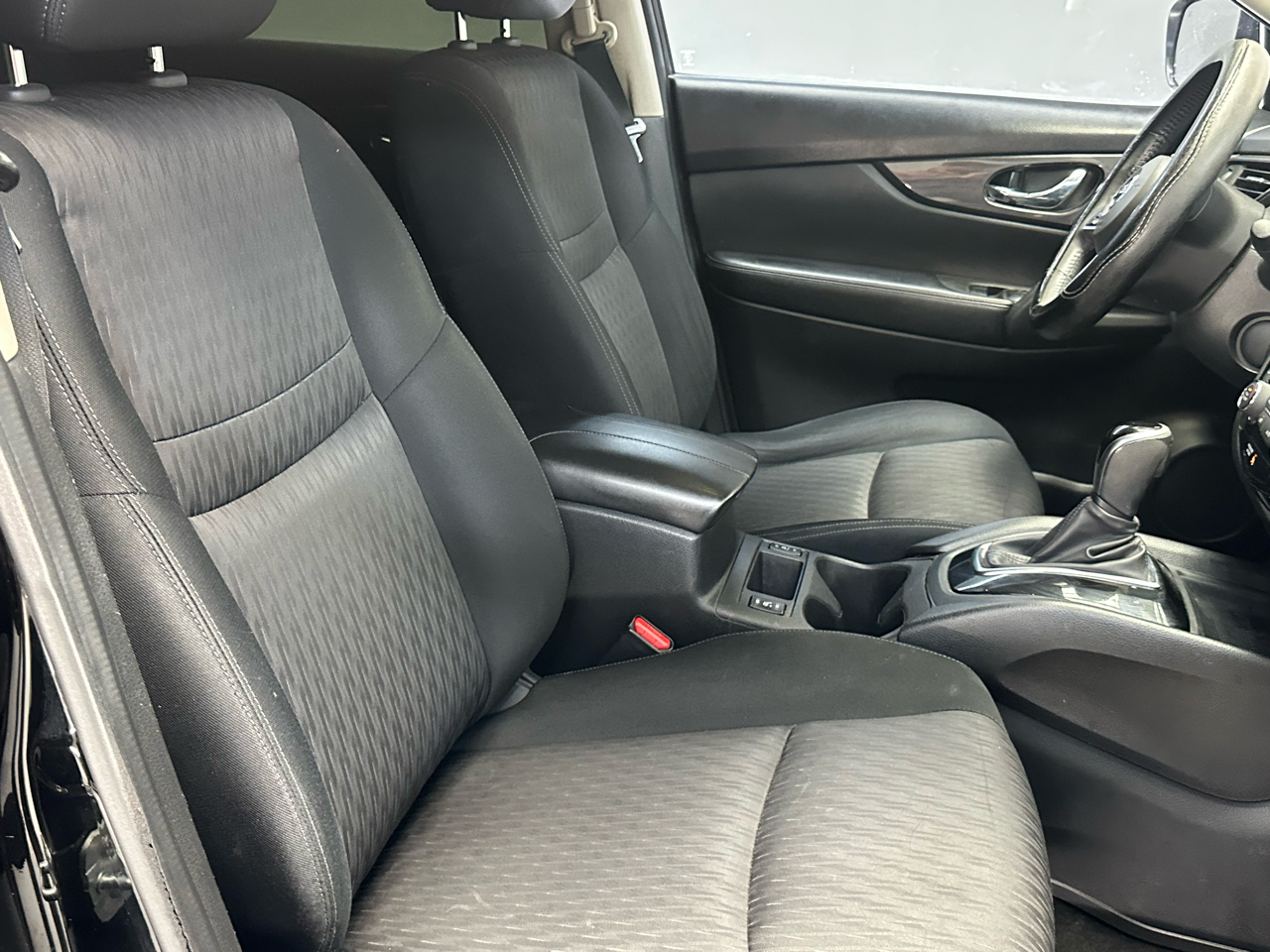 Nissan Rogue SV 2017