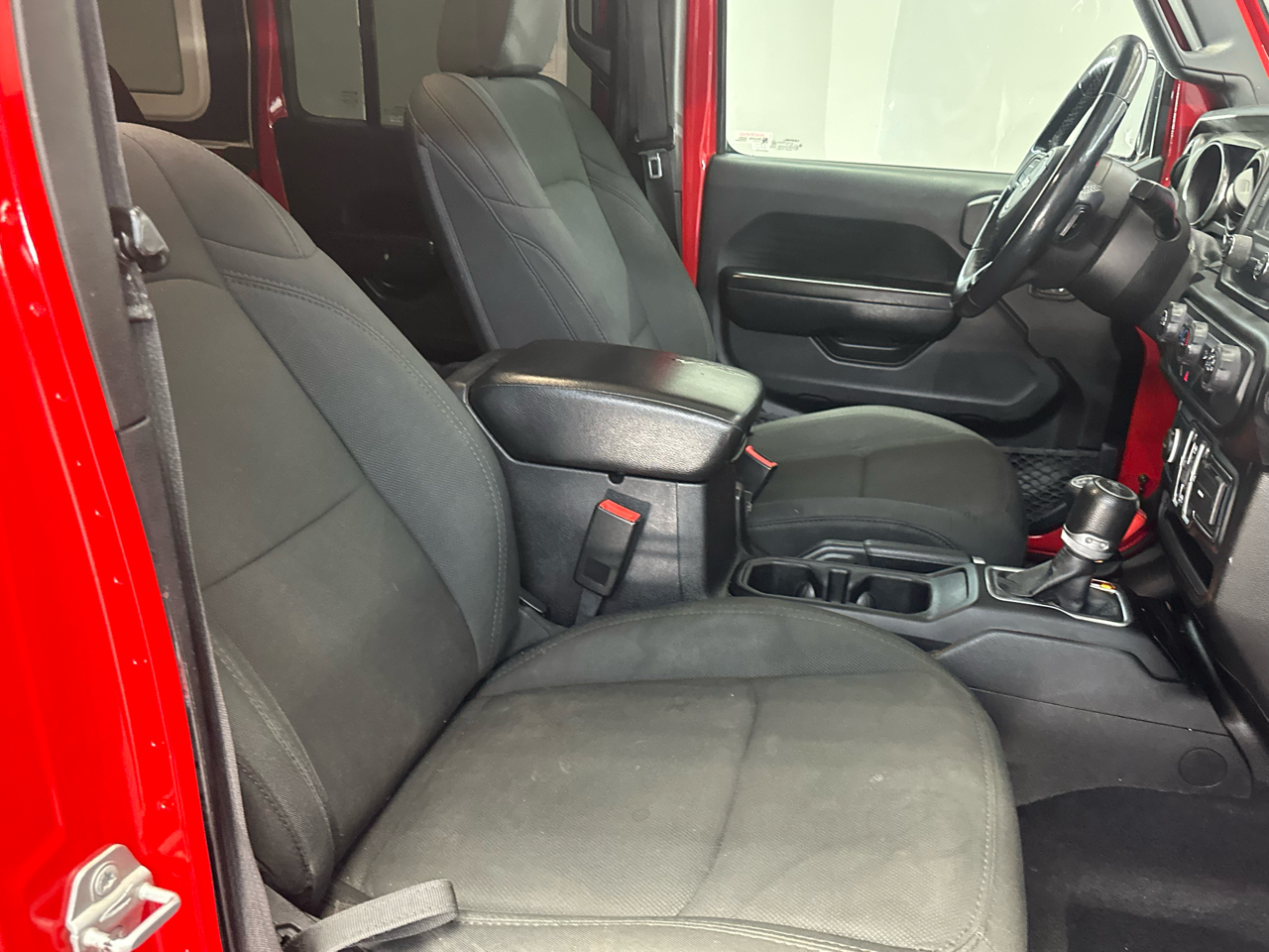 Jeep Wrangler Unlimited Sport 2019