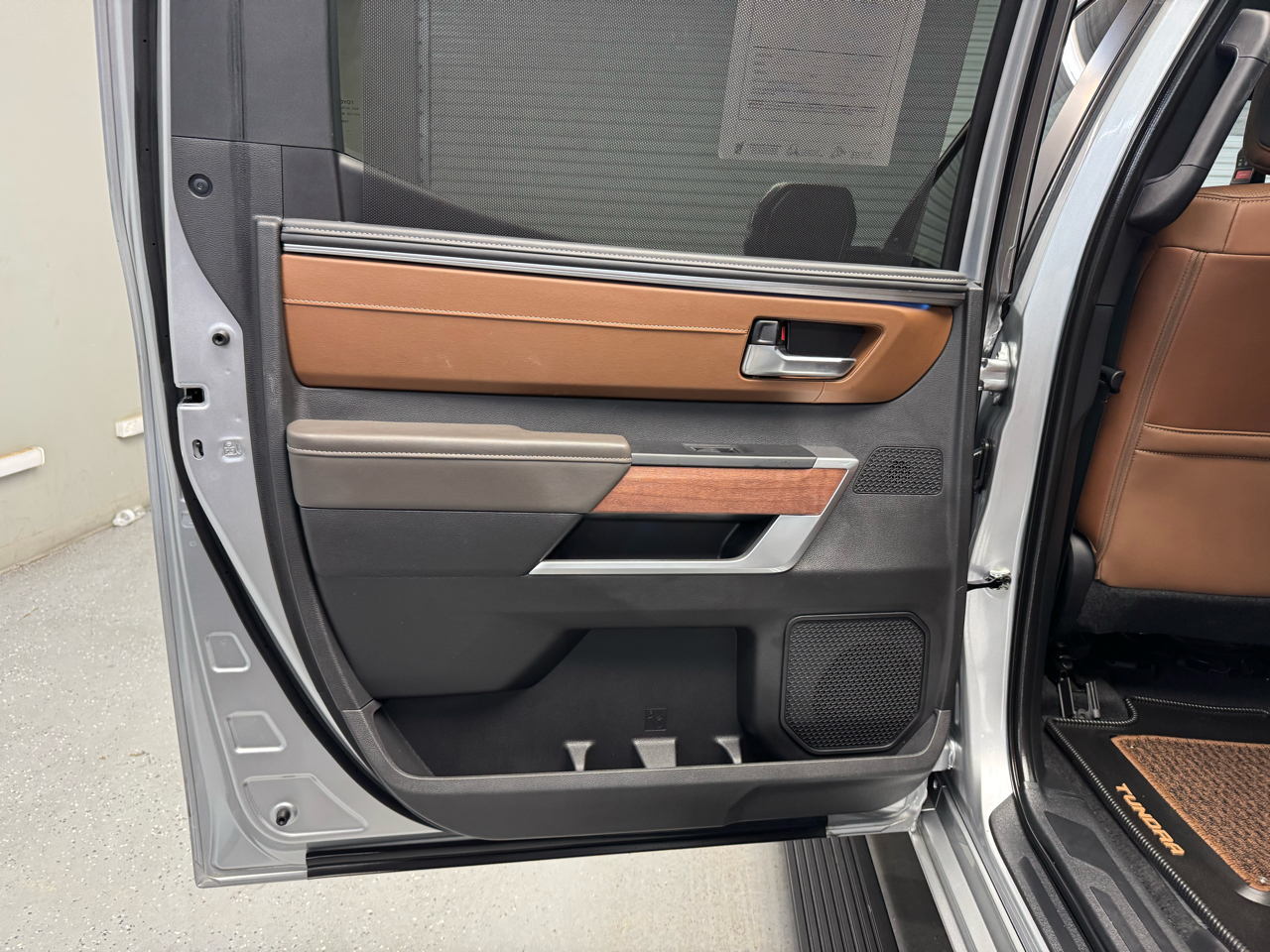 Toyota Tundra 1794 CrewMax 4WD 2024