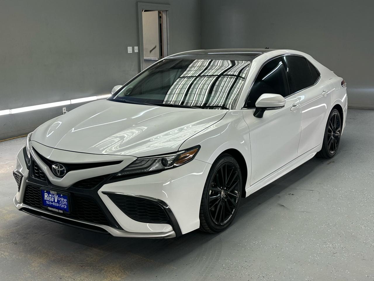 Toyota Camry XSE V6 2021