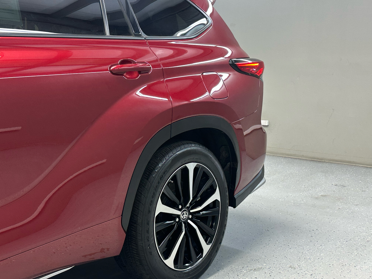 Toyota Highlander XSE FWD V6 2021