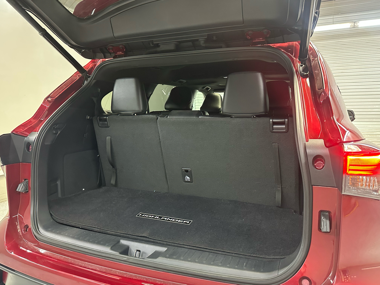 Toyota Highlander XSE FWD V6 2021