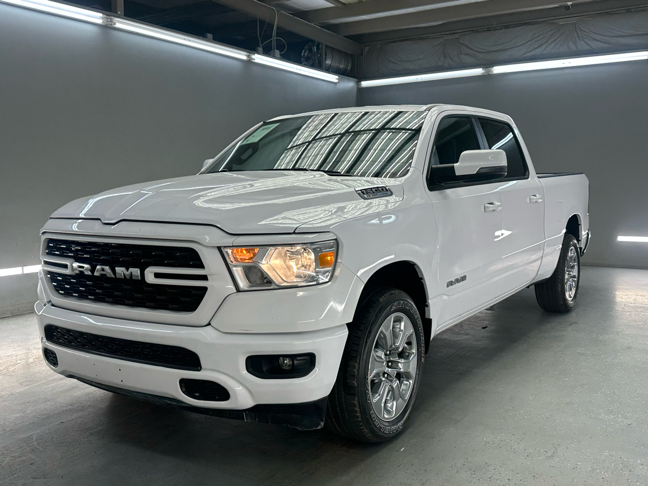 RAM 1500 Big Horn Crew Cab 4WD 2024
