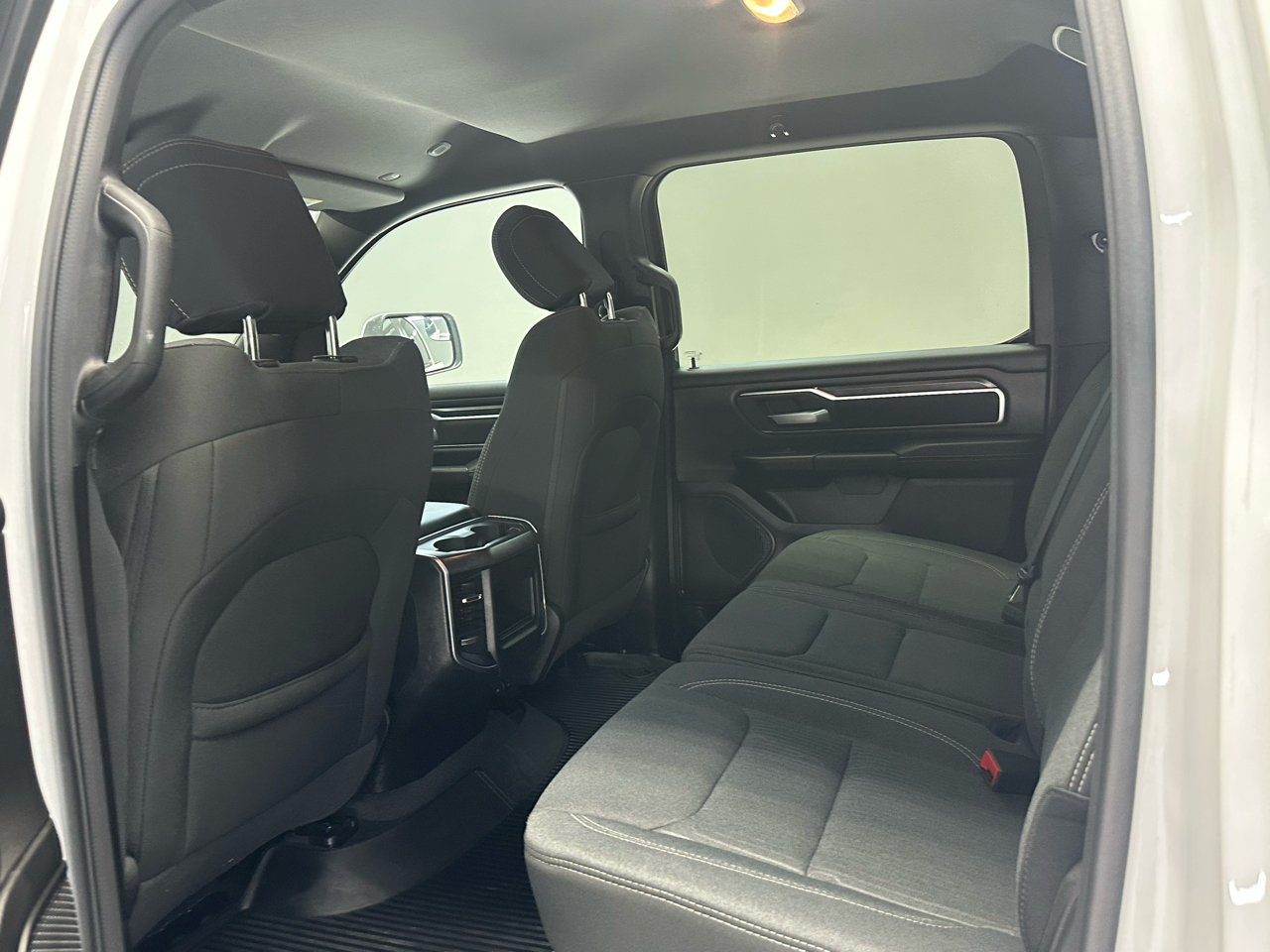 RAM 1500 Big Horn Crew Cab 4WD 2024