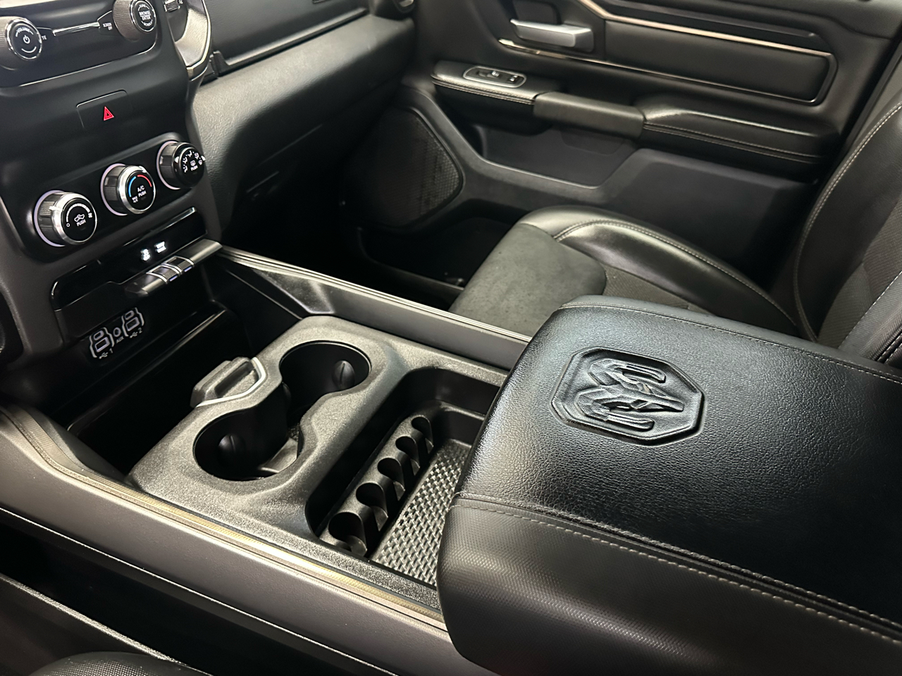 RAM 1500 Rebel Crew Cab SB 4WD 2021