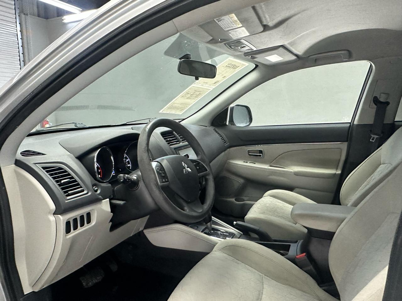 Mitsubishi Outlander Sport 2.0 ES CVT 2020