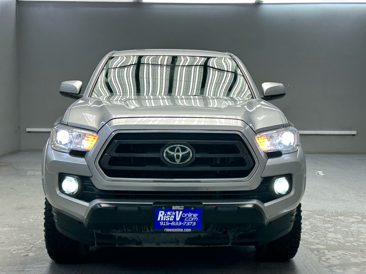 Toyota Tacoma SR5 Double Cab Long Bed V6 6AT 2WD 2022