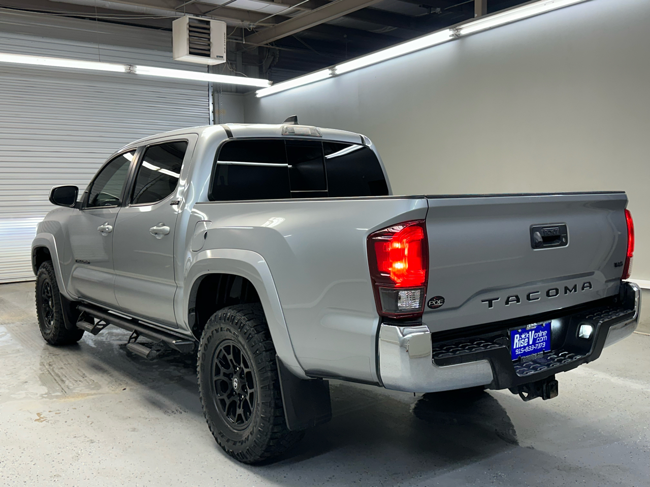Toyota Tacoma SR5 Double Cab Long Bed V6 6AT 2WD 2022