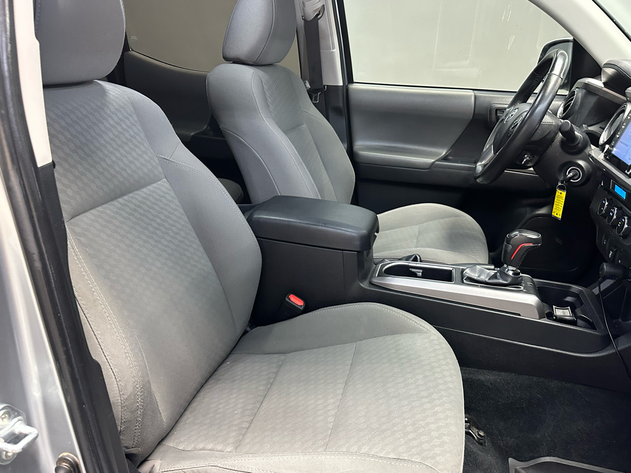 Toyota Tacoma SR5 Double Cab Long Bed V6 6AT 2WD 2022