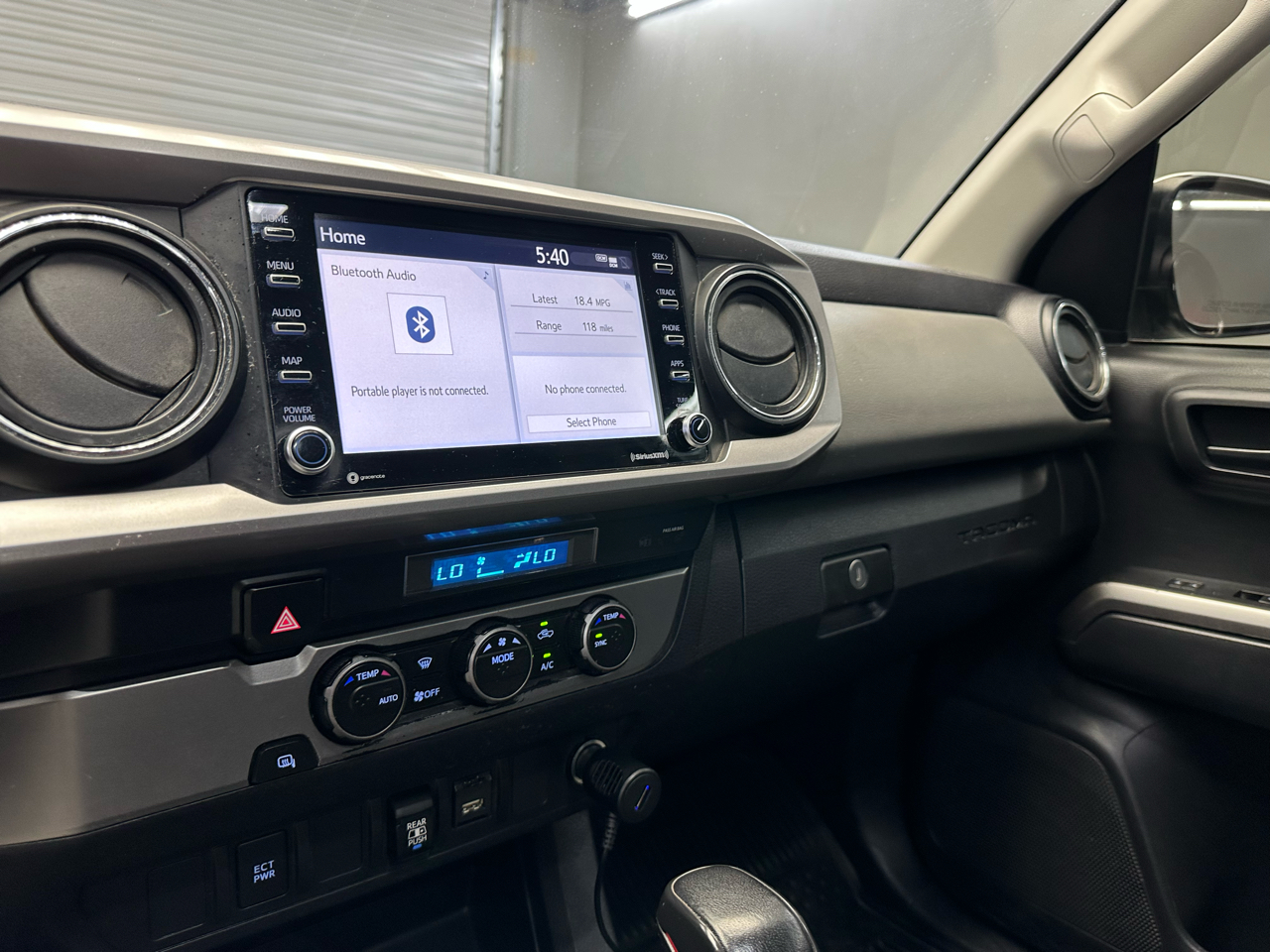 Toyota Tacoma SR5 Double Cab Long Bed V6 6AT 2WD 2022