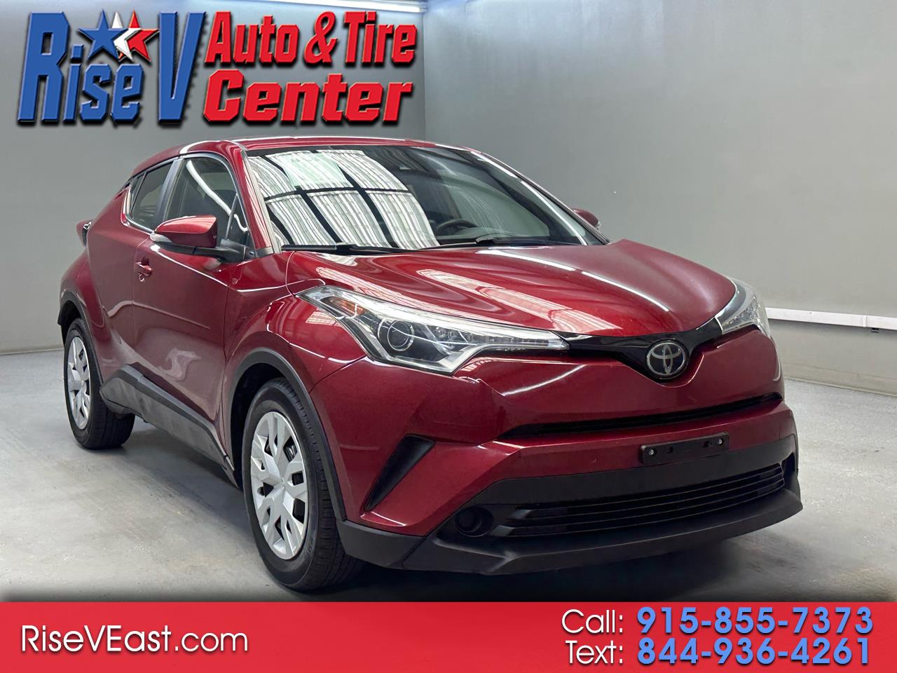 2019 Toyota C-HR LE's photo