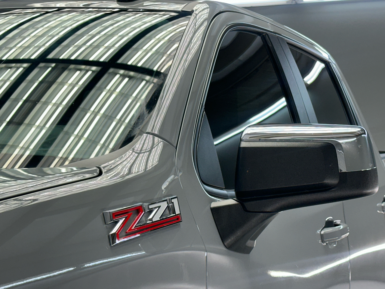 Chevrolet Silverado 1500 LT Crew Cab 4WD 2024