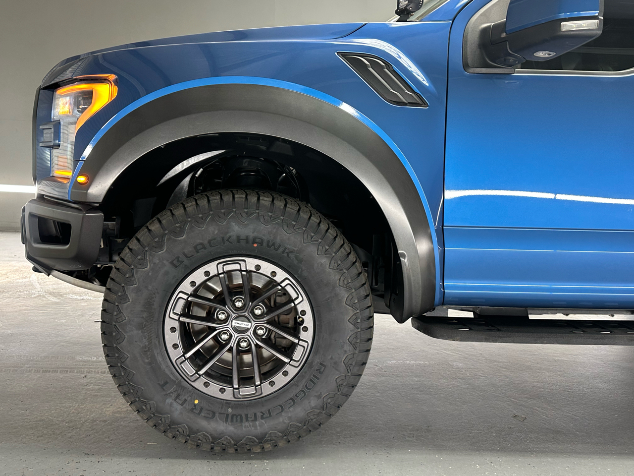 Ford F-150 Raptor SuperCrew 4WD 2020