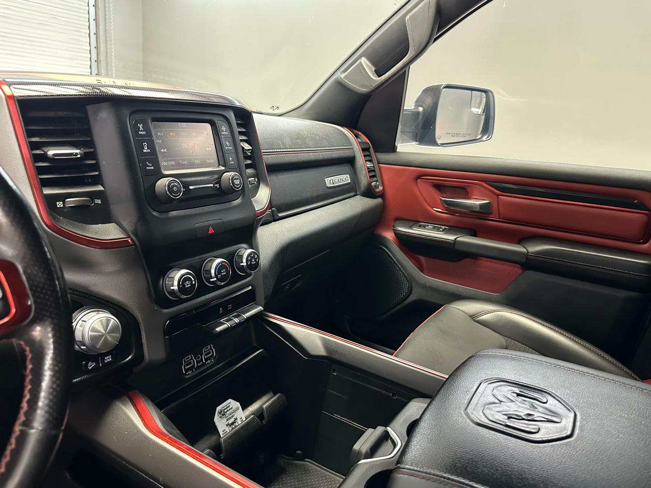 RAM 1500 Rebel Crew Cab SB 4WD 2019