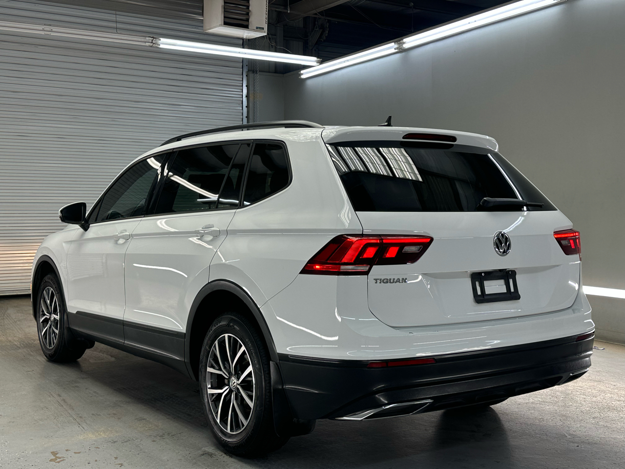 Volkswagen Tiguan S 2021