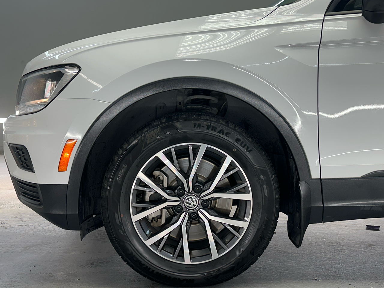 Volkswagen Tiguan S 2021