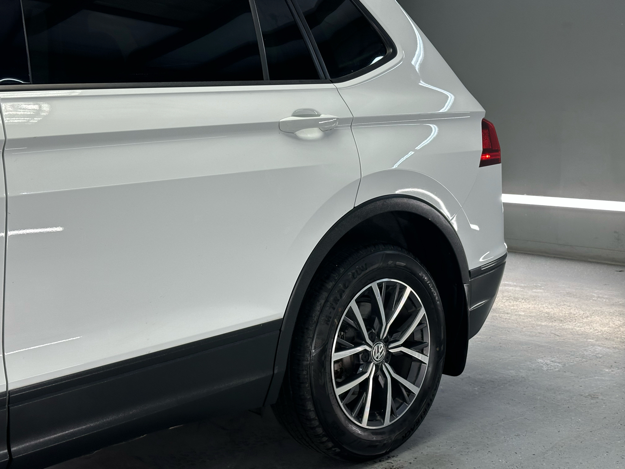 Volkswagen Tiguan S 2021