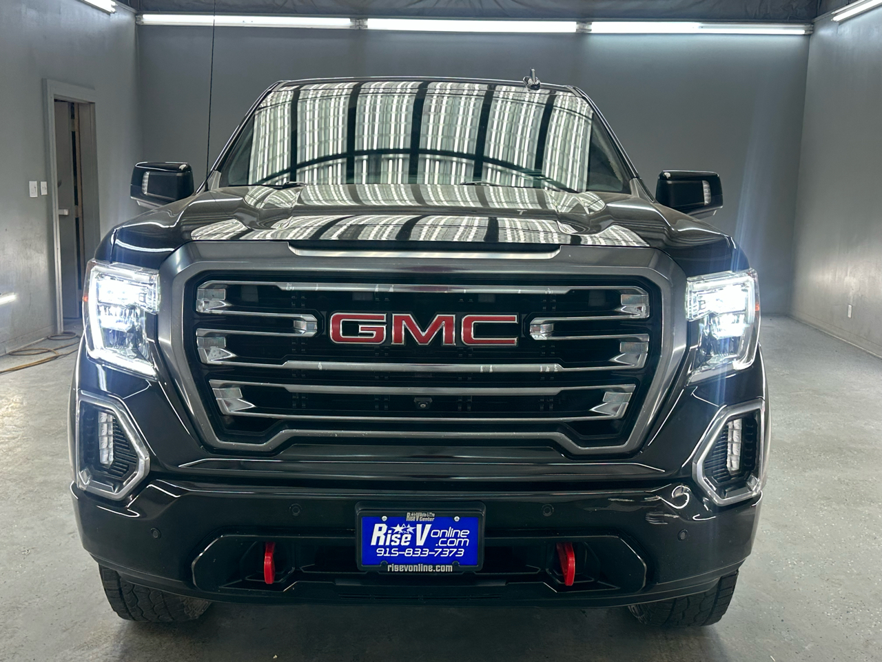 GMC Sierra 1500 AT4 Crew Cab Short Box 4WD 2020