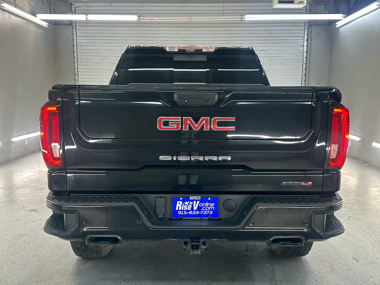 GMC Sierra 1500 AT4 Crew Cab Short Box 4WD 2020