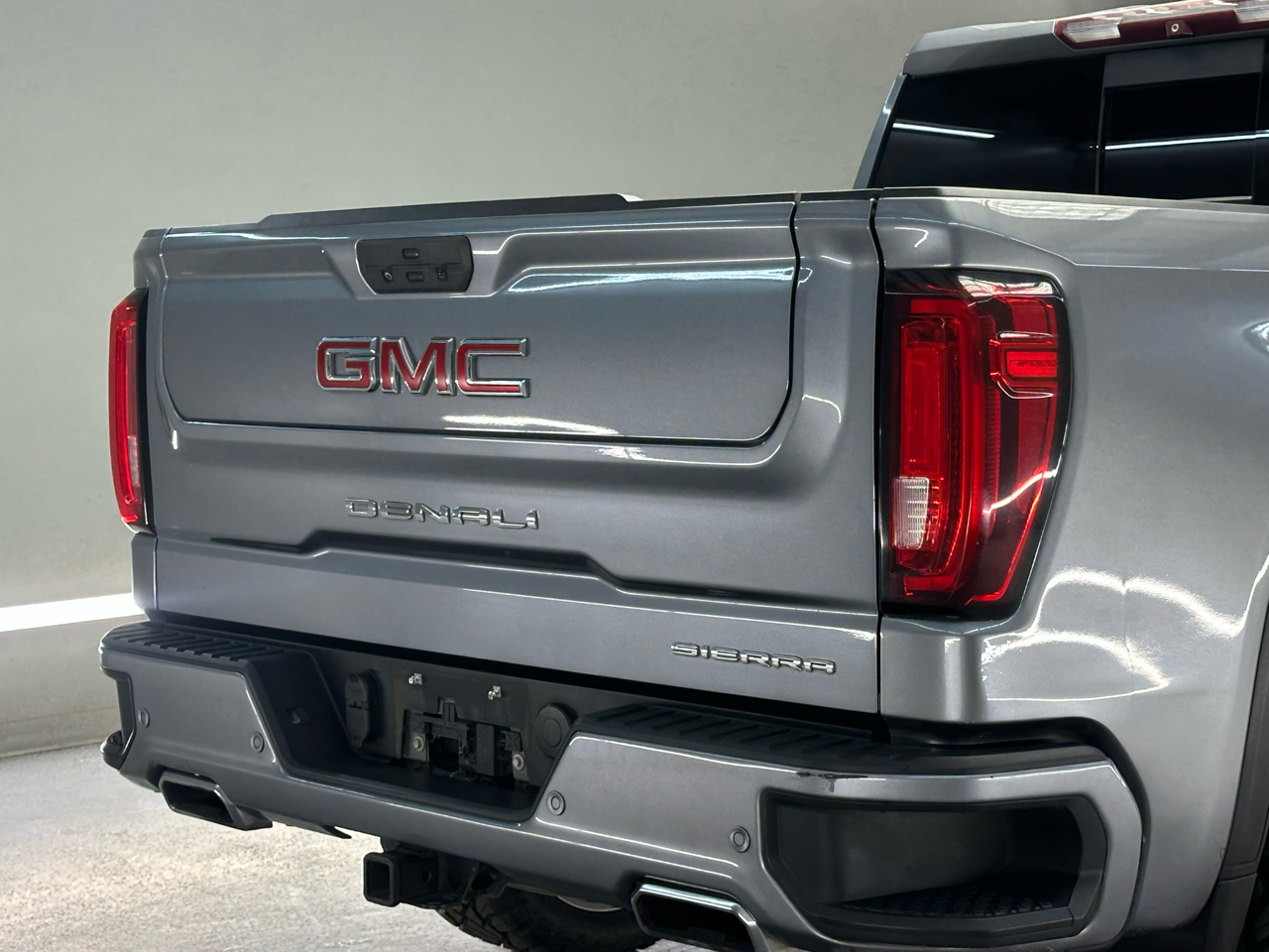 GMC Sierra 1500 Denali Crew Cab 4WD 2019