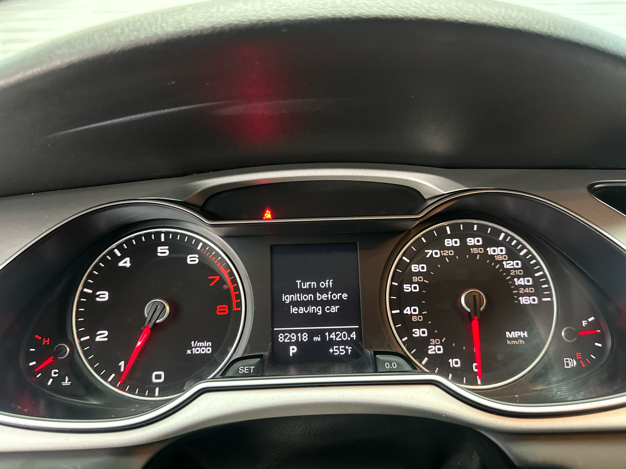 Audi A4 2.0T Premium quattro Sedan AWD 8A 2016