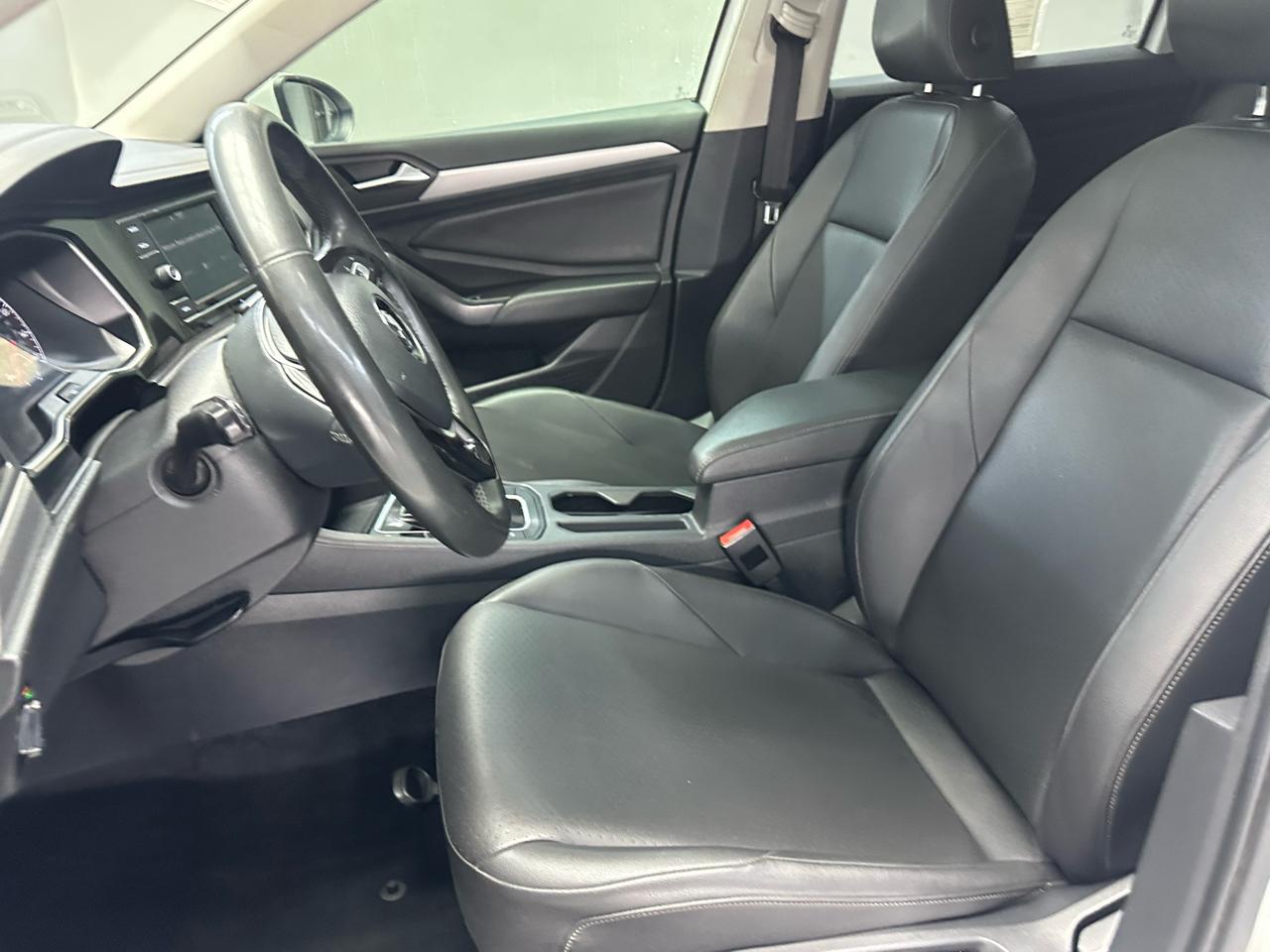 Volkswagen Jetta 1.4T S 8A 2020