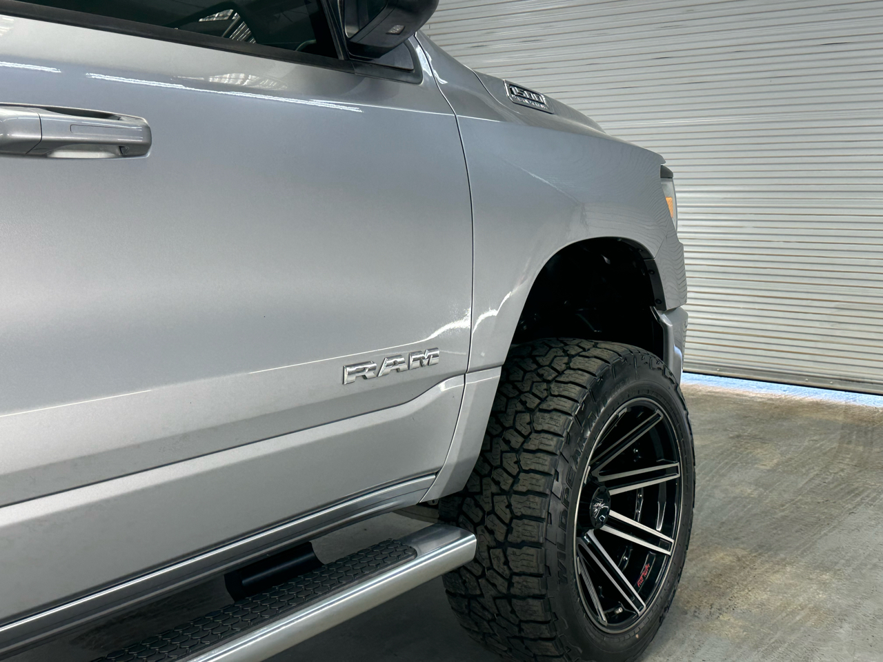 RAM 1500 Big Horn Crew Cab SWB 4WD 2021