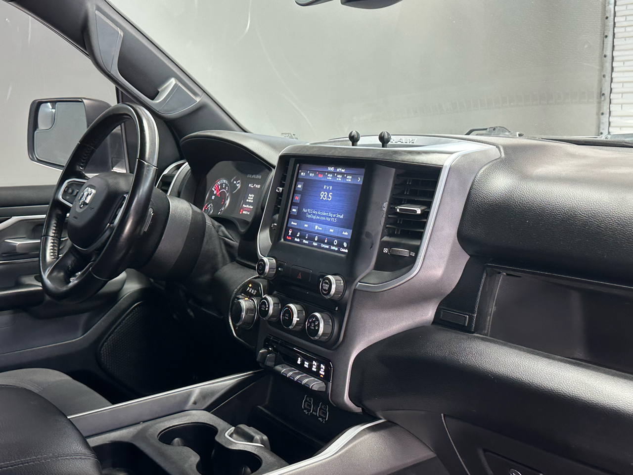 RAM 1500 Big Horn Crew Cab SWB 4WD 2021