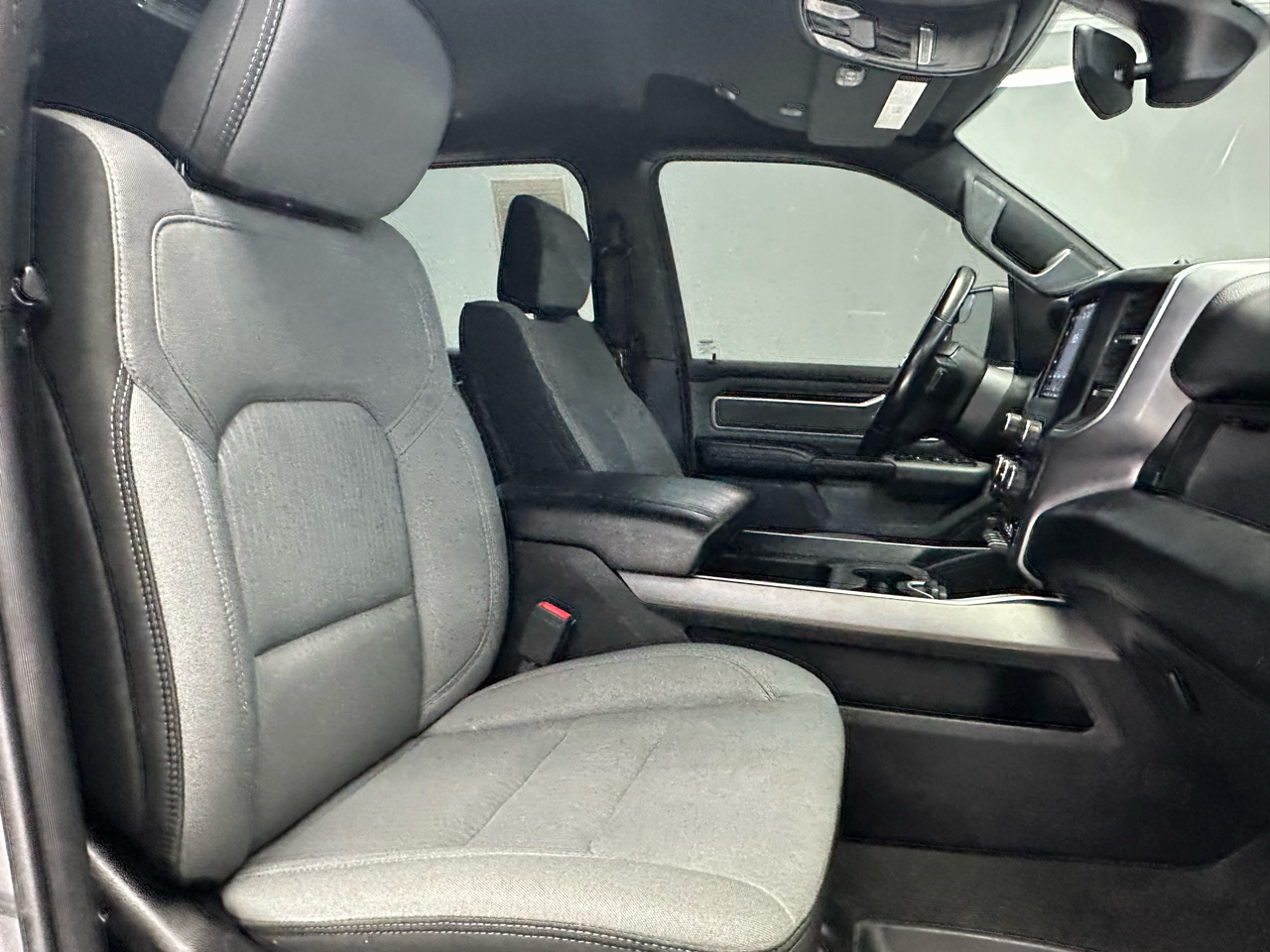 RAM 1500 Big Horn Crew Cab SWB 4WD 2021